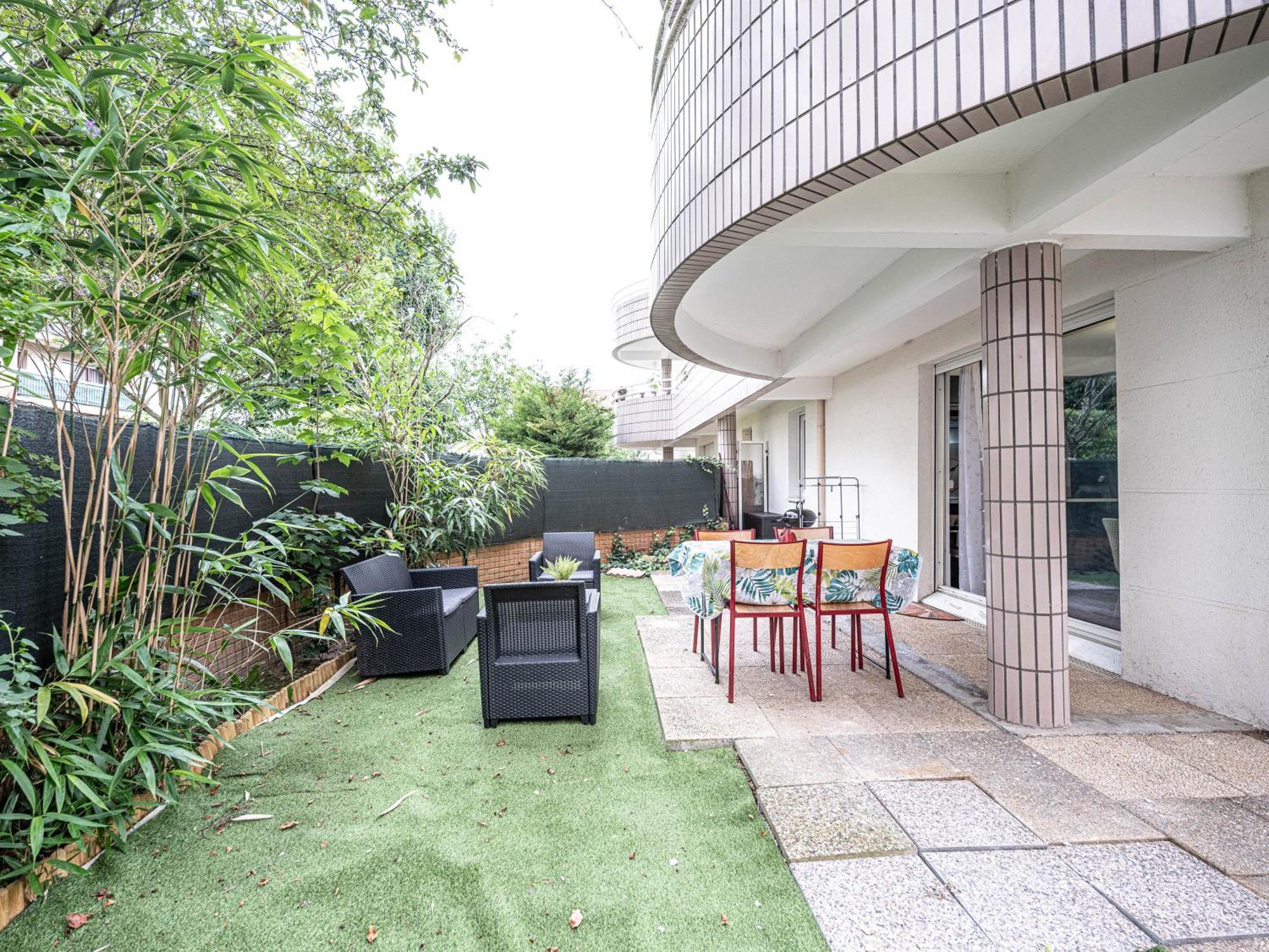 Appartement Cocooning En Centre-Ville - Residence Le Colisee إرمونت المظهر الخارجي الصورة
